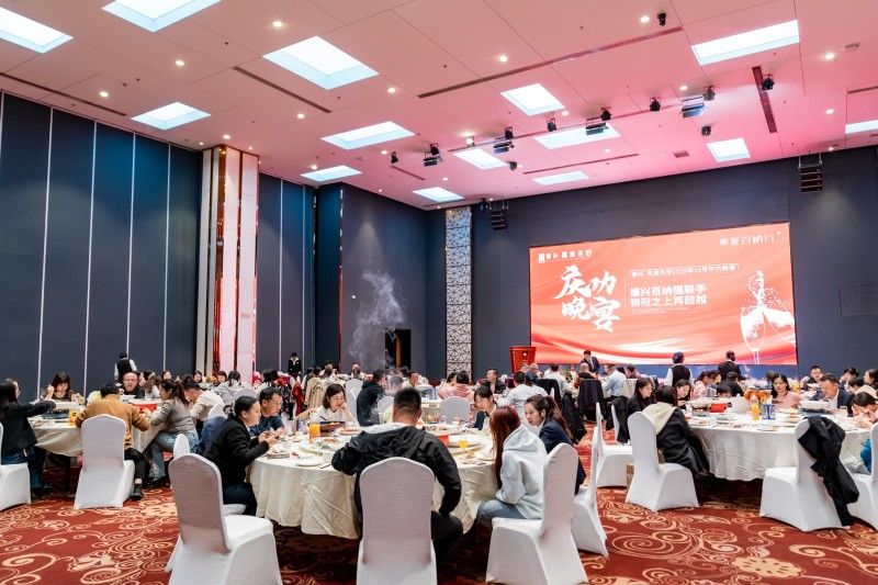 �����ˡ������ۡ�칦�翴������ʵ����������ҵ���׻�飬�����˴�������